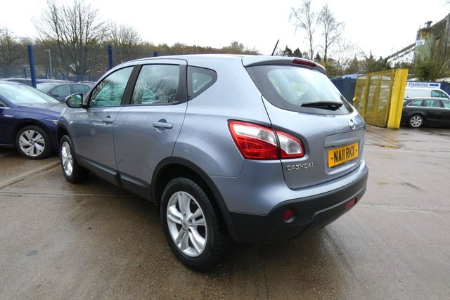 2011 NISSAN QASHQAI - Photo 6
