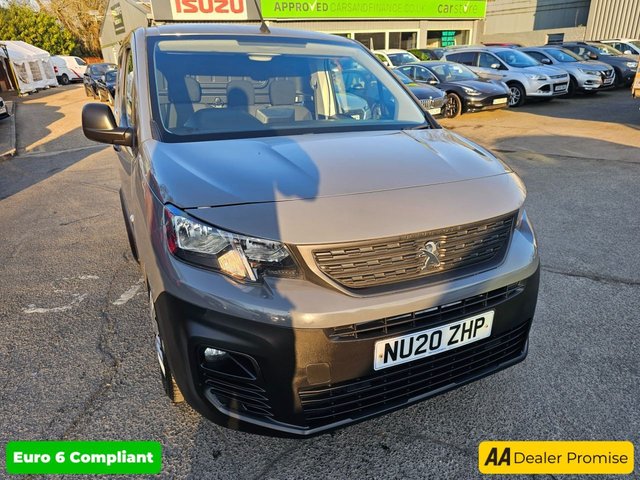 2020 PEUGEOT PARTNER - Photo 3
