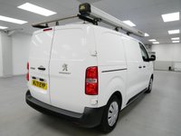 USED 2021 71 PEUGEOT EXPERT 1.5 BLUEHDI 100 BHP PROFESSIONAL 6 DOOR SAT NAV | AIR CON | ROOF RACK & PIPE TUBE !