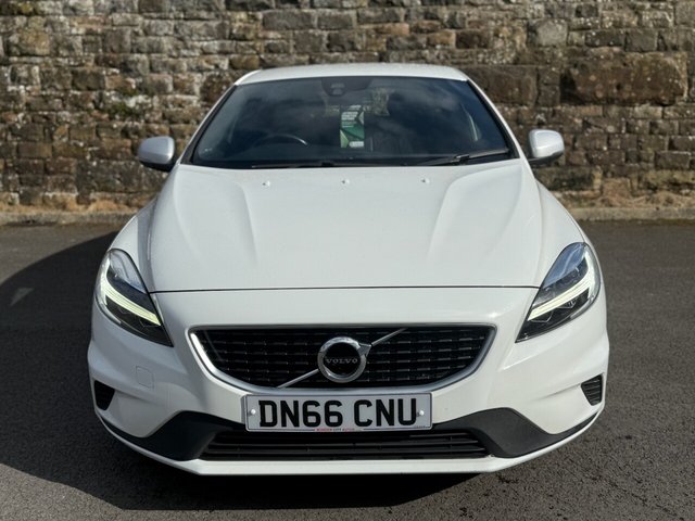 2016 Volvo V40 2L R-Design 5dr - Photo 2