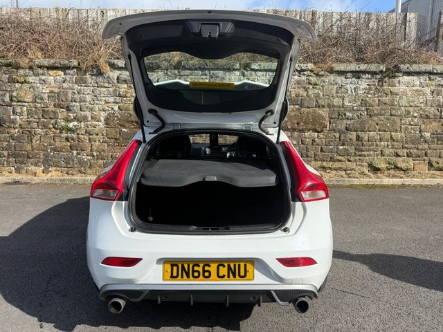 2016 Volvo V40 2L R-Design 5dr - Photo 9