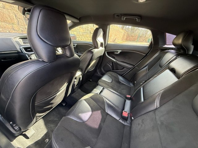 2016 Volvo V40 2L R-Design 5dr - Photo 12