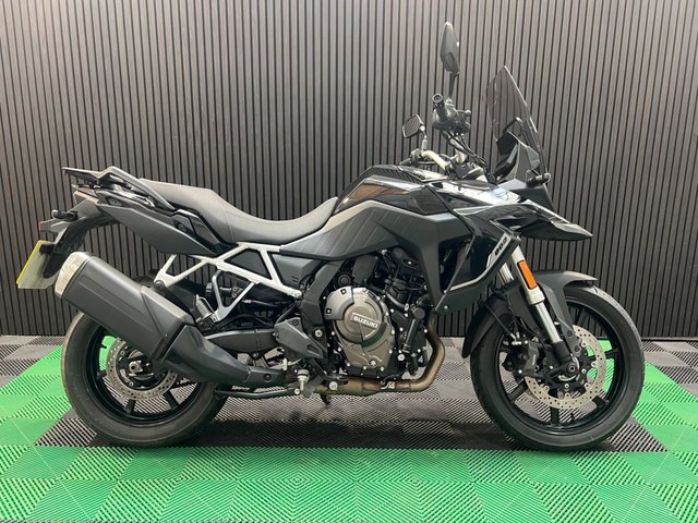 View our SUZUKI V-Strom 800