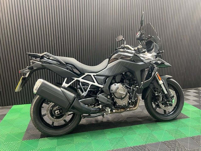 View our SUZUKI V-Strom 800