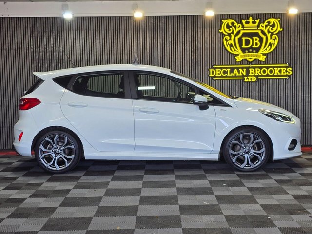 2018 FORD FIESTA 1.0T EcoBoost ST-Line Euro 6 (s/s) 5dr - Photo 2