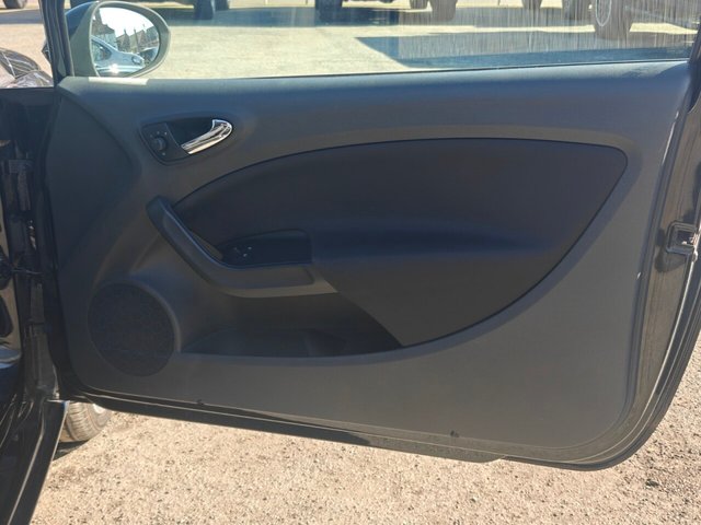 2016 SEAT IBIZA - Photo 11