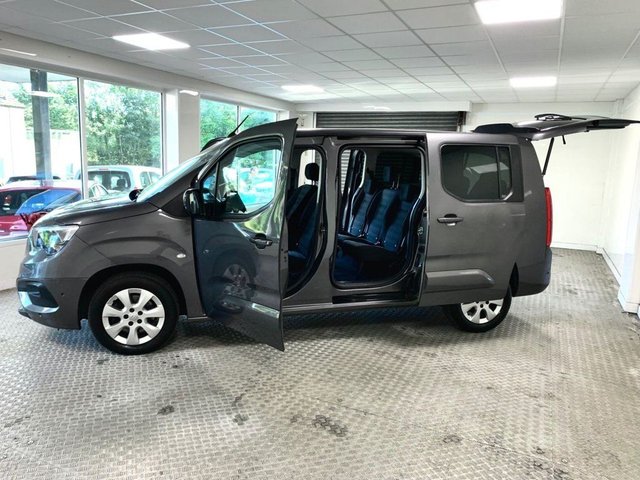 2022 Vauxhall Combo Life 1.5L Se 5dr - Photo 3