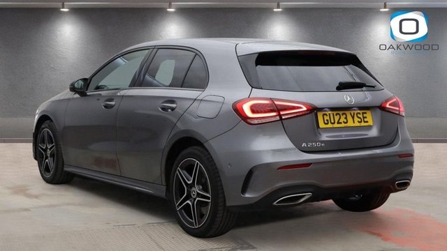 2023 Mercedes-Benz A-Class 1.3L Amg Line 5dr - Photo 3