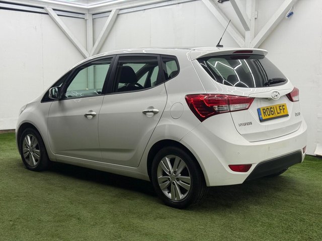 2011 HYUNDAI IX20 2011 1.6 Style Auto Euro 5 5dr - Photo 9