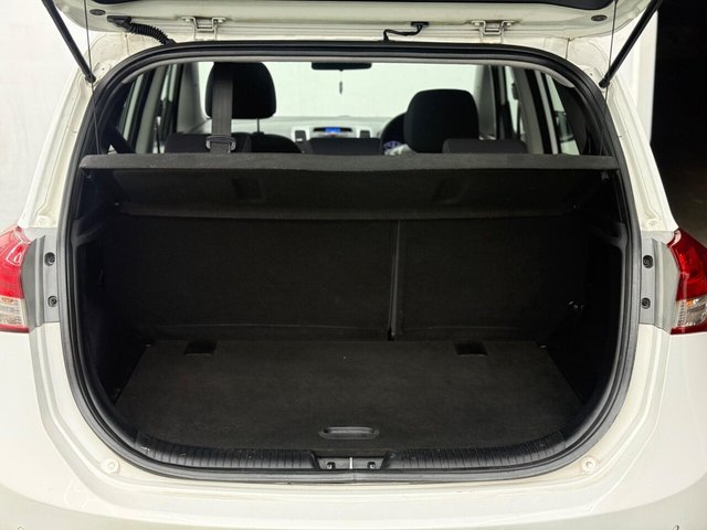 2011 HYUNDAI IX20 2011 1.6 Style Auto Euro 5 5dr - Photo 8