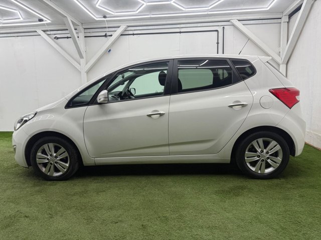 2011 HYUNDAI IX20 2011 1.6 Style Auto Euro 5 5dr - Photo 10