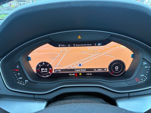 2020 AUDI SQ5 - Photo 9