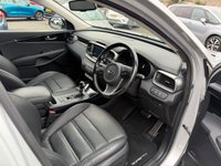 USED 2015 65 KIA SORENTO 2.2 CRDi KX-3 SUV 5dr Diesel Auto AWD Euro 6 (197 bhp) 