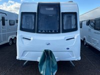 USED 2022 22 BAILEY PHOENIX + 640 LUXURY 4 BERTH  4 BERTH EXCEPTIONAL EXAMPLE