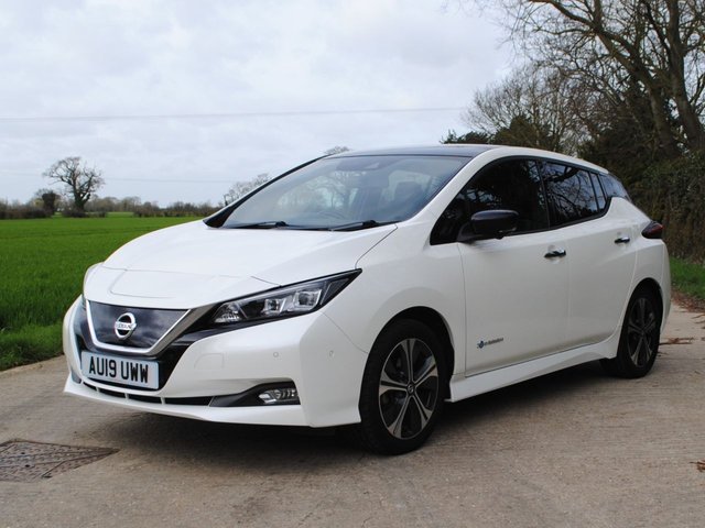 2019 19 Nissan Leaf 40kWh Tekna Hatchback 5dr Electric Auto (150 ps)