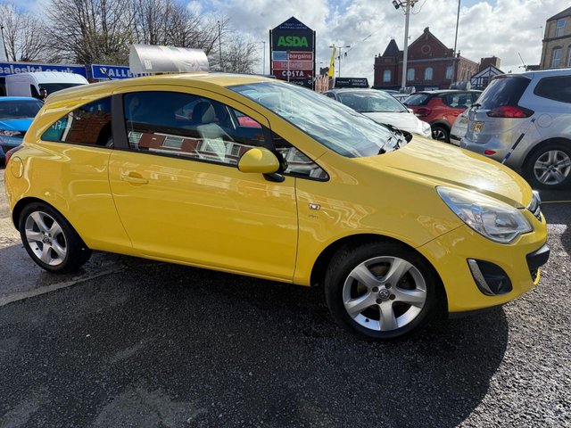 2011 VAUXHALL CORSA - Photo 2