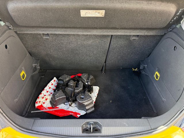 2011 VAUXHALL CORSA - Photo 10