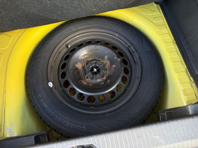 2011 VAUXHALL CORSA - Photo 11