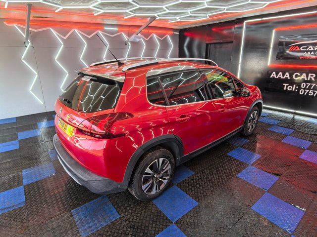 2018 PEUGEOT 2008 - Photo 12