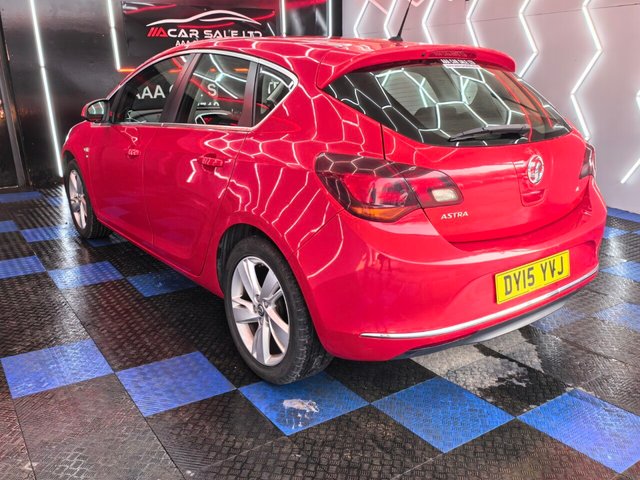 2015 VAUXHALL ASTRA - Photo 12