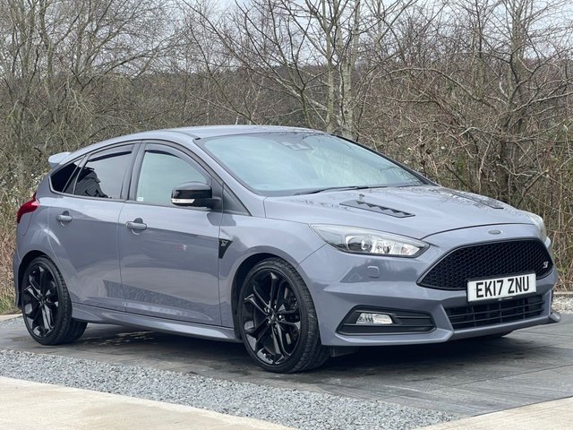 2017 FORD FOCUS - Photo 5