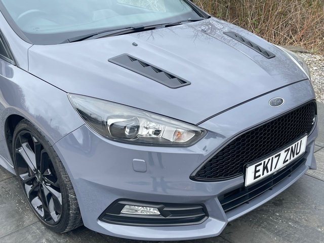 2017 FORD FOCUS - Photo 9