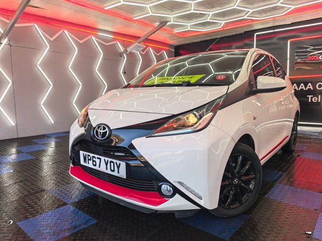 2018 TOYOTA AYGO - Photo 2