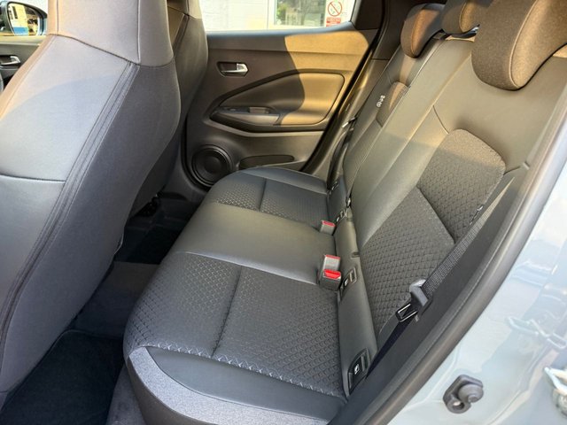 2025 NISSAN JUKE 1.6 N-Connecta SUV 5dr Petrol Hybrid Auto Euro 6 (143 ps) - Photo 7
