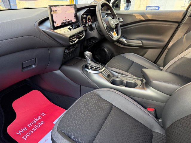 2025 NISSAN JUKE 1.6 N-Connecta SUV 5dr Petrol Hybrid Auto Euro 6 (143 ps) - Photo 8