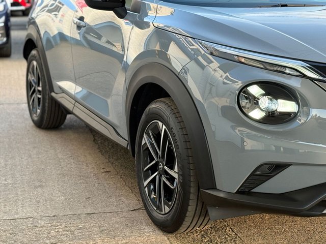 2025 NISSAN JUKE 1.6 N-Connecta SUV 5dr Petrol Hybrid Auto Euro 6 (143 ps) - Photo 12