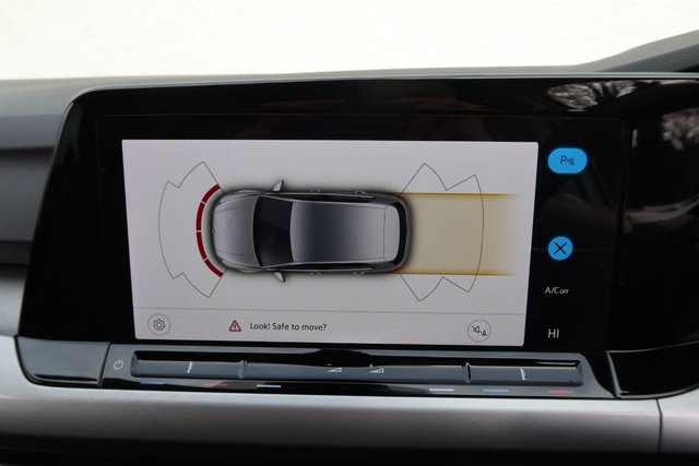 2022 VOLKSWAGEN GOLF 1.5 TSI Life Hatchback 5dr Petrol Manual Euro 6 (s/s) (150 ps) - Photo 6