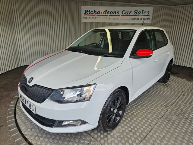 2017 SKODA FABIA - Photo 8