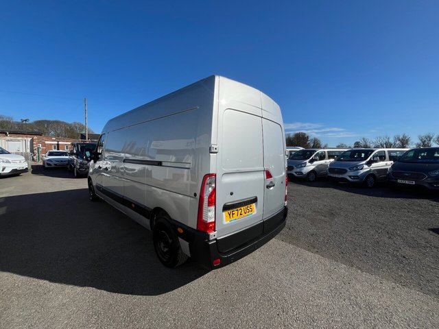 View our RENAULT MASTER