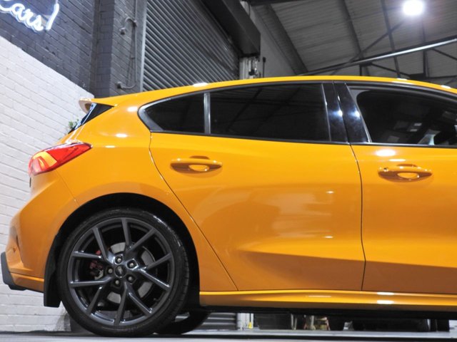 2019 Ford Focus 2L St 5dr - Photo 9