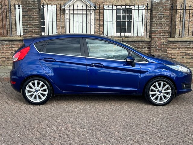 2015 FORD FIESTA 2015 1.0T EcoBoost Titanium Hatchback 5dr Petrol Manual Euro 6 (s/s) (125 ps) - Photo 6