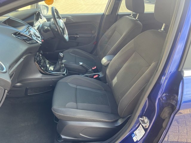 2015 FORD FIESTA 2015 1.0T EcoBoost Titanium Hatchback 5dr Petrol Manual Euro 6 (s/s) (125 ps) - Photo 7