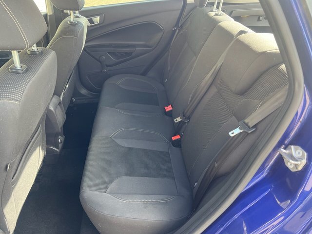 2015 FORD FIESTA 2015 1.0T EcoBoost Titanium Hatchback 5dr Petrol Manual Euro 6 (s/s) (125 ps) - Photo 10