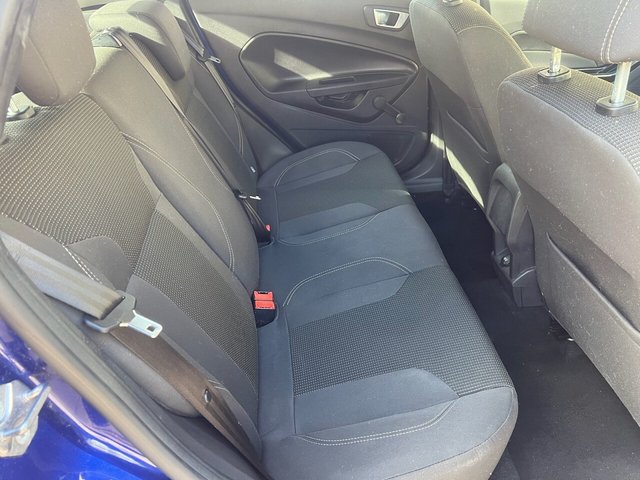 2015 FORD FIESTA 2015 1.0T EcoBoost Titanium Hatchback 5dr Petrol Manual Euro 6 (s/s) (125 ps) - Photo 11