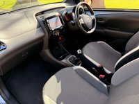USED 2021 21 TOYOTA AYGO 1.0 VVT-i x-trend Hatchback 30,000 MILES REVERSE CAM 5dr Petrol Manual Euro 6 (s/s) (71 ps) 