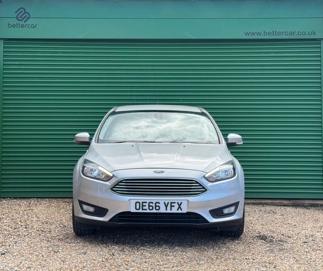 2017 FORD FOCUS 1.0T EcoBoost Zetec Hatchback 5dr Petrol Manual Euro 6 (s/s) (100 ps) - Photo 2