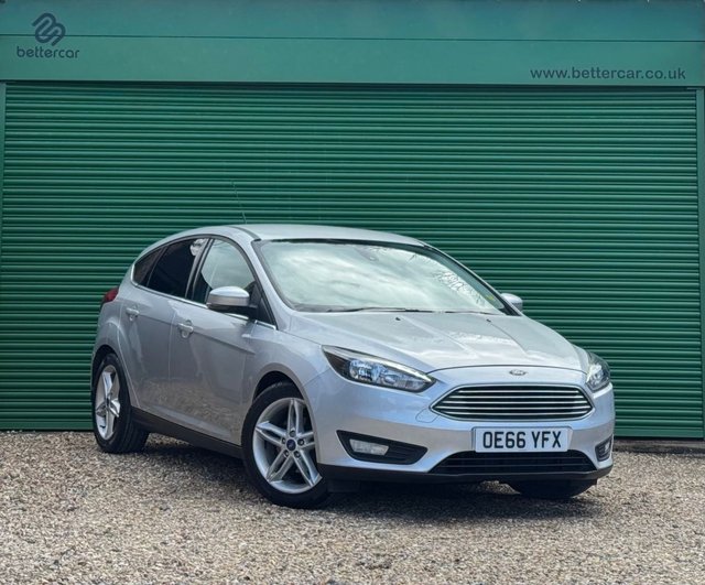 2017 FORD FOCUS 1.0T EcoBoost Zetec Hatchback 5dr Petrol Manual Euro 6 (s/s) (100 ps) - Photo 3