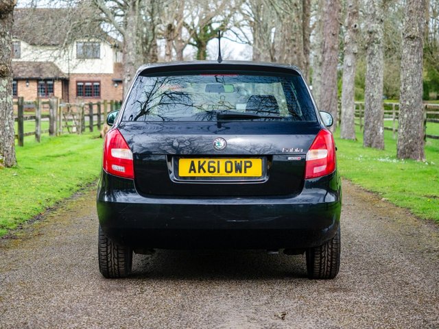 2012 SKODA FABIA 1.2 SE Hatchback 5dr Petrol Manual Euro 5 (69 ps) - Photo 11