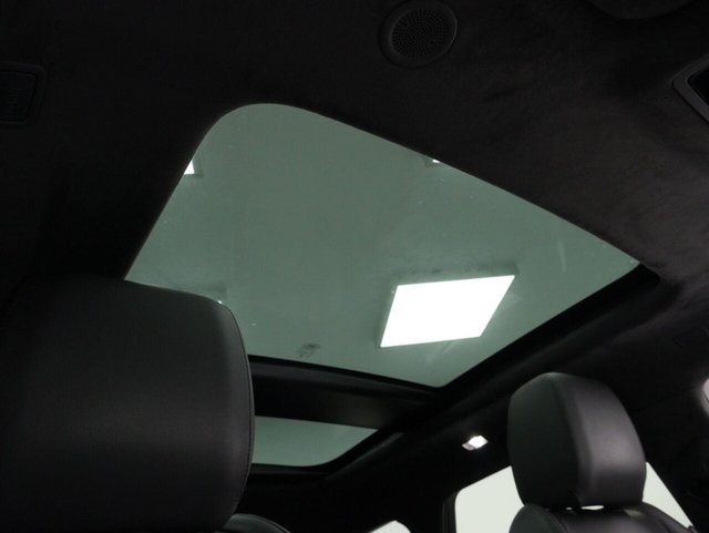 2022 Land Rover RANGE ROVER EVOQUE - Photo 5