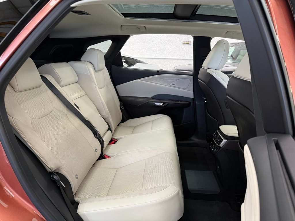 USED 2023 73 LEXUS RX 2.5 450h+ 18.1kWh Takumi SUV 5dr Petrol Plug-in Hybrid E-CVT 4WD Euro 6 (s/s) (308 ps) 