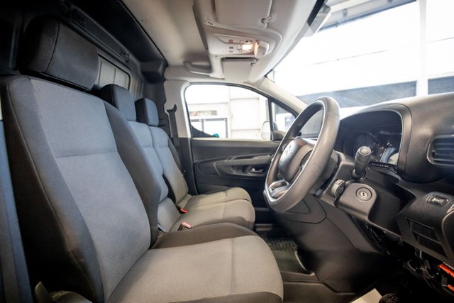 2020 Citroen Berlingo 1.5L Enterprise Xl 6dr - Photo 3