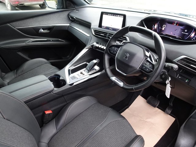 2020 PEUGEOT 5008 1.5 BlueHDi GT Line EAT Euro 6 (s/s) 5dr - Photo 8