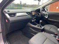 USED 2022 22 RENAULT CAPTUR 1.0 TCe Iconic Edition SUV 5dr Petrol Manual Euro 6 (s/s) (90 ps) 