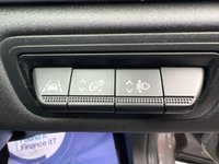 USED 2022 22 RENAULT CAPTUR 1.0 TCe Iconic Edition SUV 5dr Petrol Manual Euro 6 (s/s) (90 ps) 