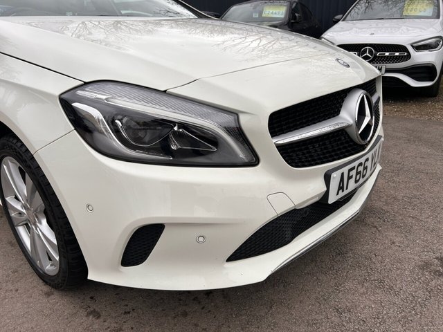 2016 MERCEDES-BENZ A-CLASS 1.5 A180d Sport (Premium) Hatchback 5dr Diesel 7G-DCT Euro 6 (s/s) (109 ps) - Photo 12