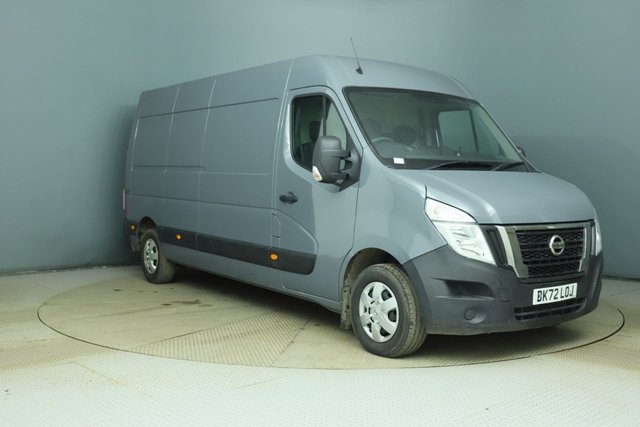 2022 NISSAN INTERSTAR